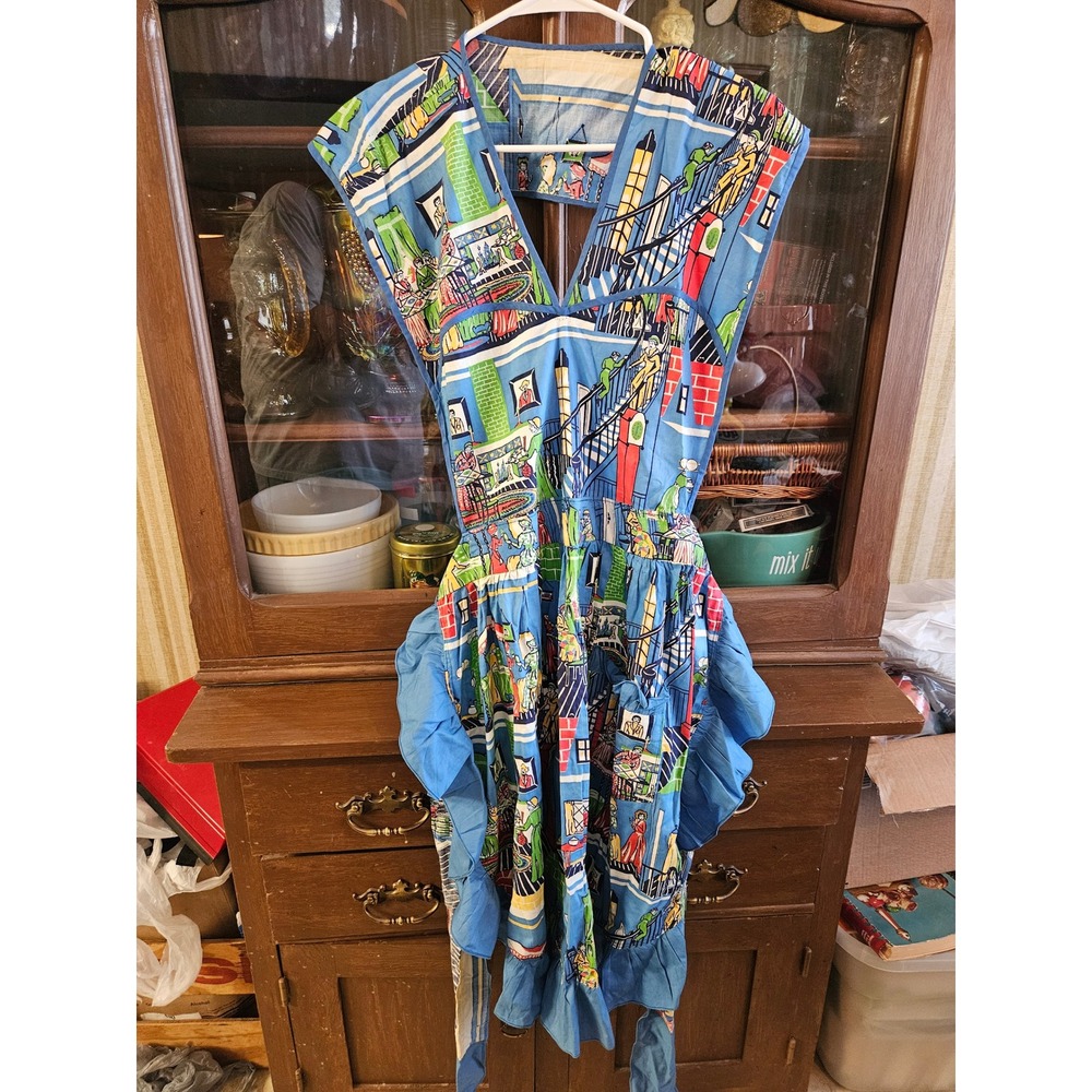Vintage Novelty Print Pinafore Apron Dress Victorian Scene Ruffle Pocket Blue